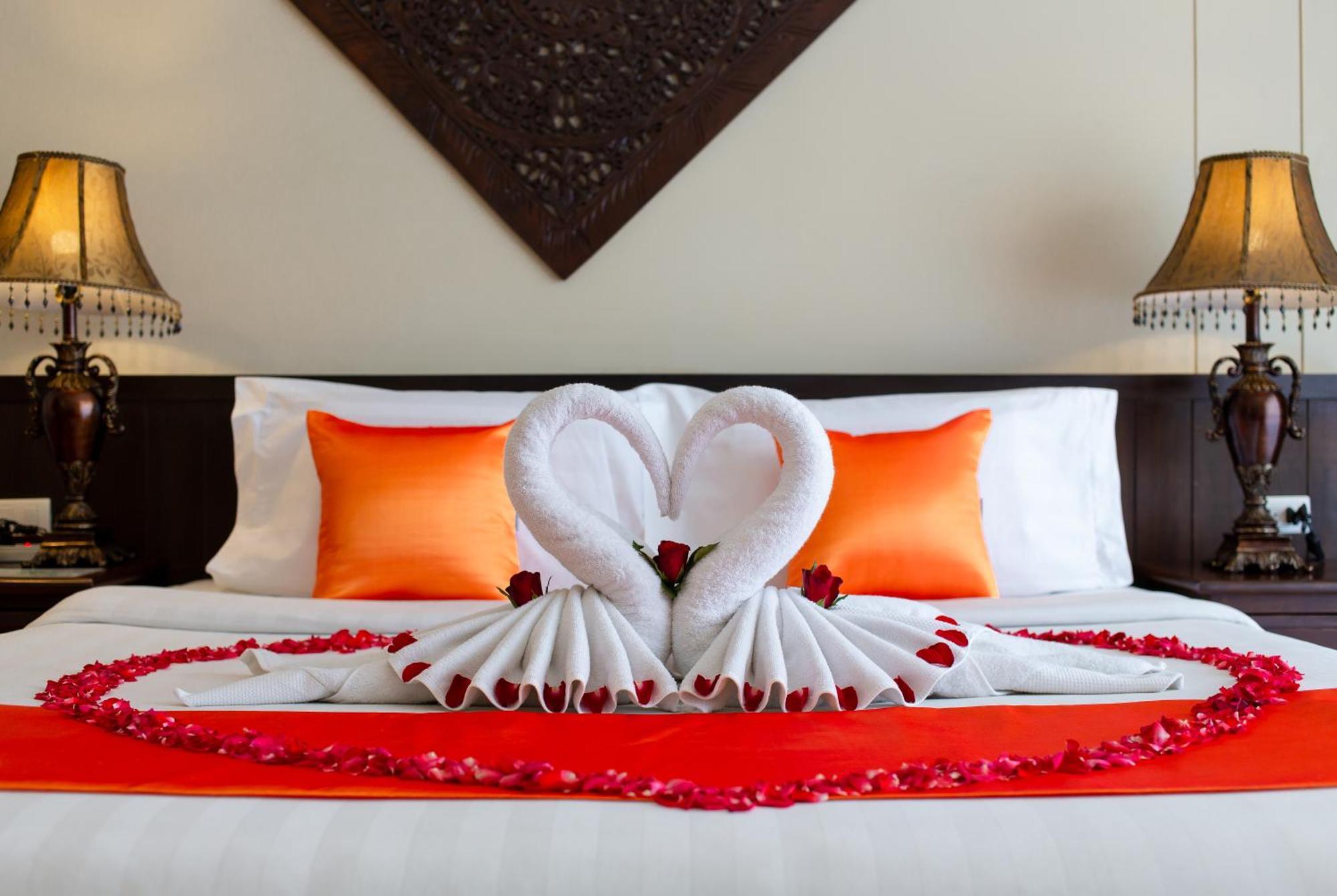 Hotel Blue Bay - Access To Pool And Beach-phuket & Krabi