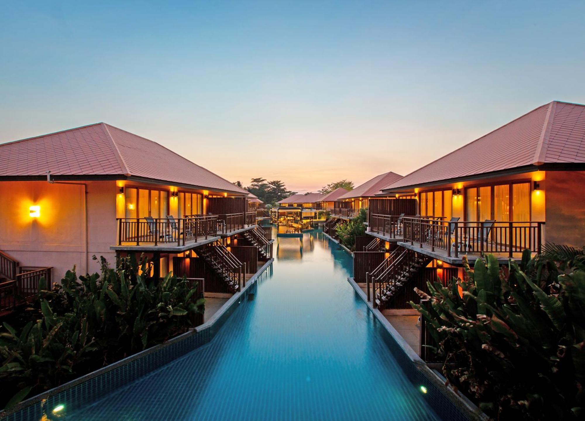 Hotel Blue Bay - Access To Pool And Beach-phuket & Krabi