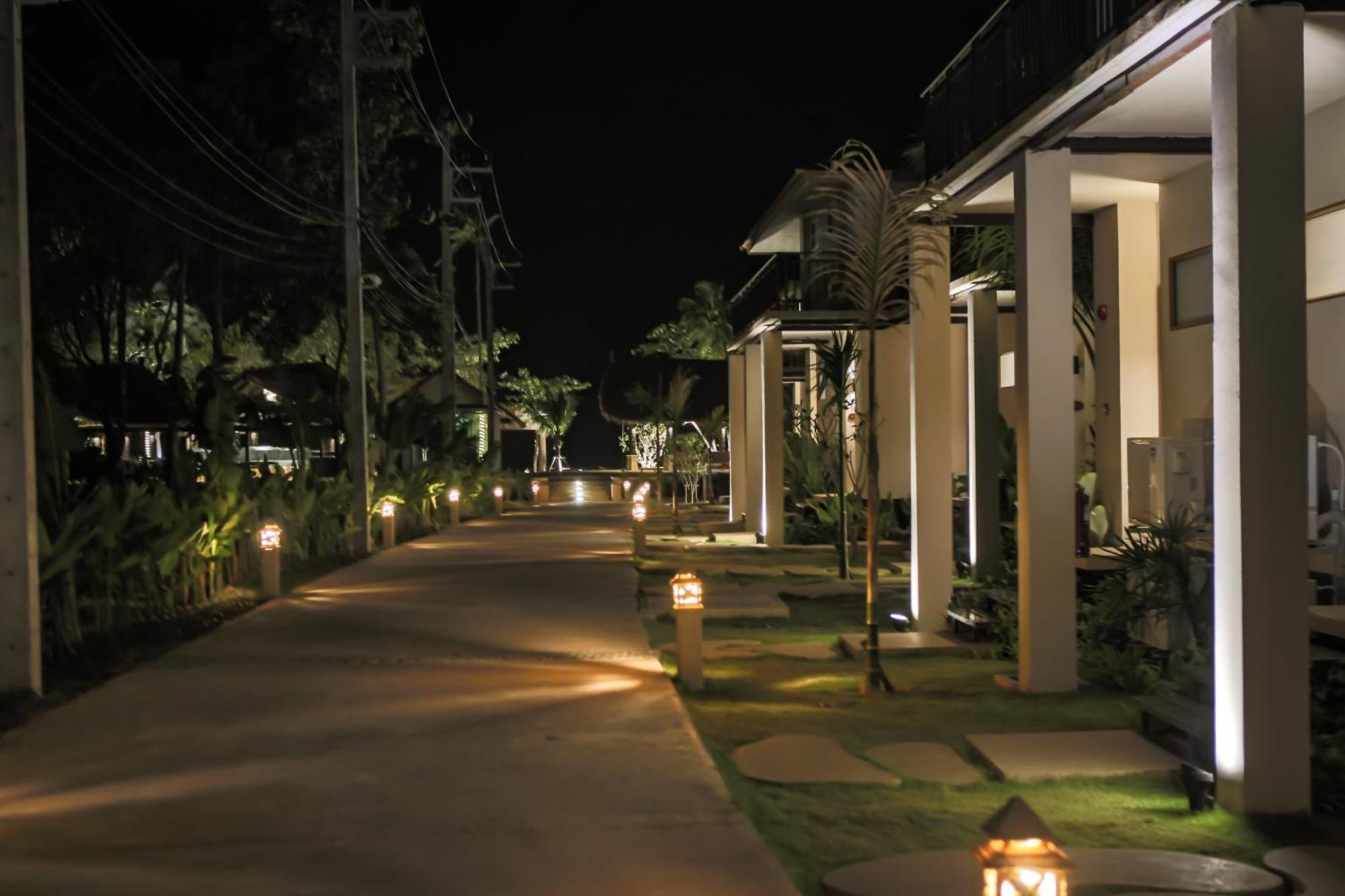 Blue Bay - Access To Pool And Beach-phuket & Krabi