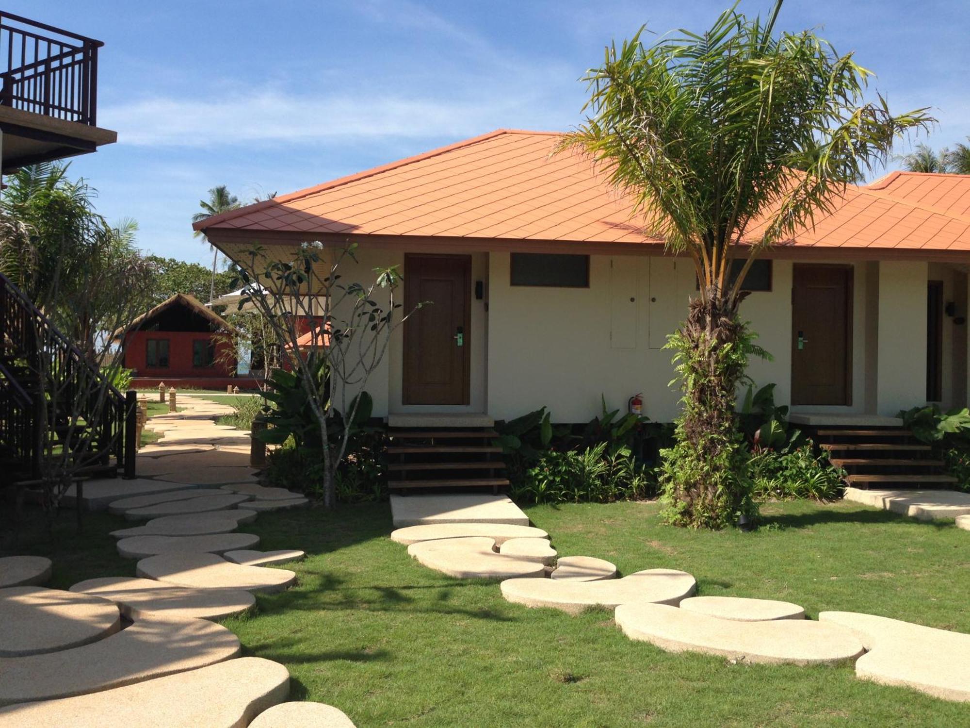 Hotel Blue Bay - Access To Pool And Beach-phuket & Krabi 5*